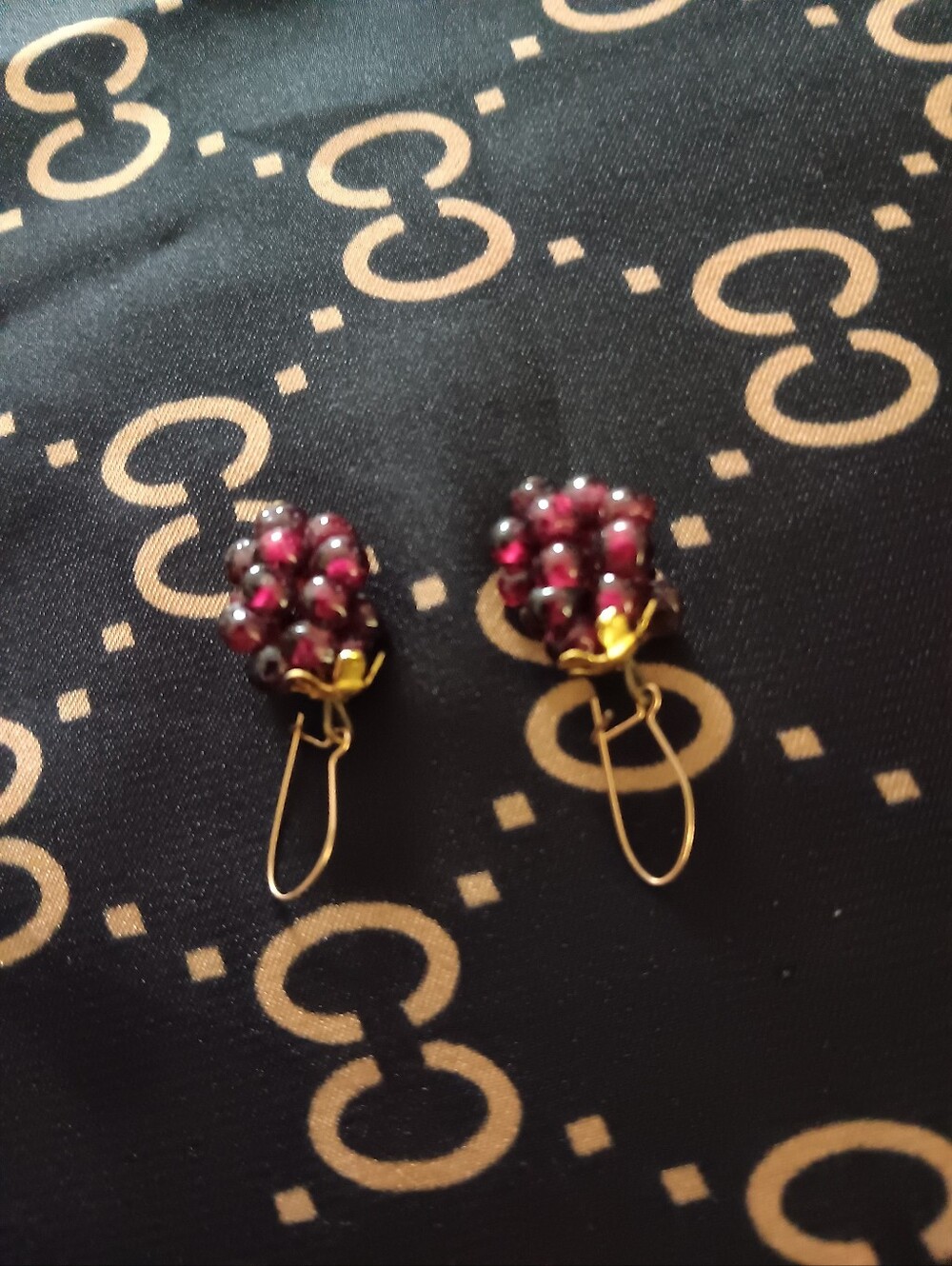 Vintage Garnet Grape Cluster Dangle Earings - Picture 2 of 3
